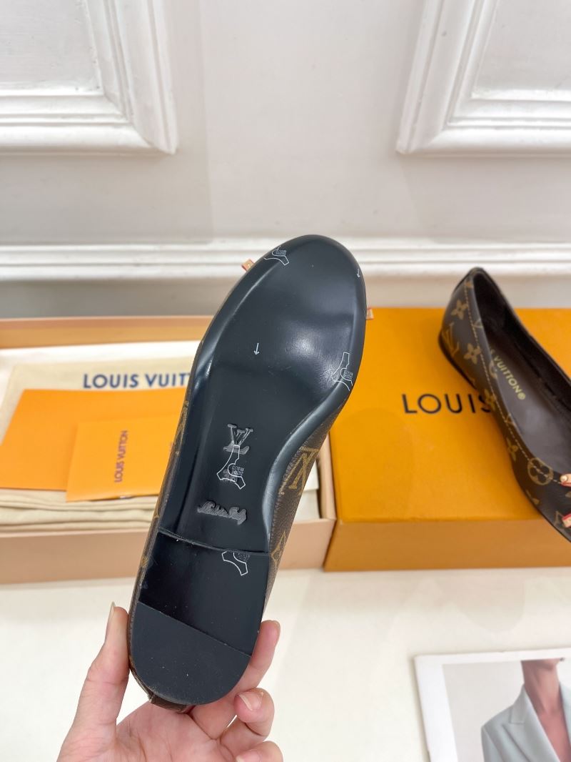 Louis Vuitton Flat Shoes